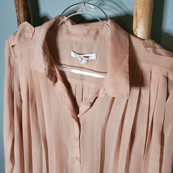 Bcbgeneration Sheer long sleeve blouse Large - Picture 2 of 11